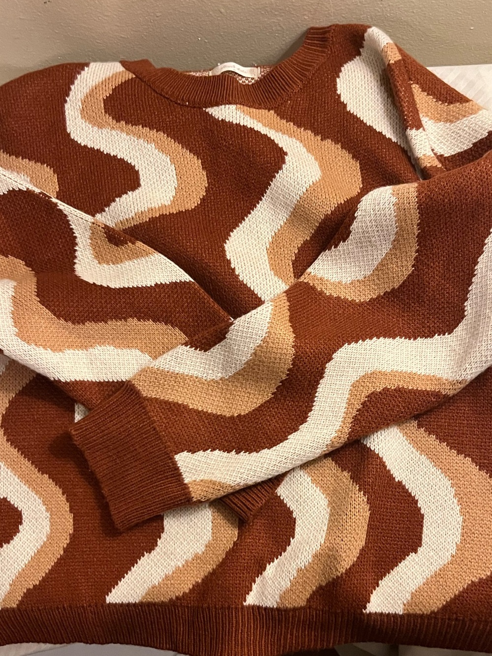 Women's (S) Alter’d State wavy retro knit sweater.